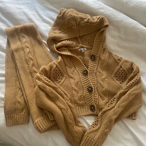 Fashion Nova cable knit crop top sweater set- Medium
